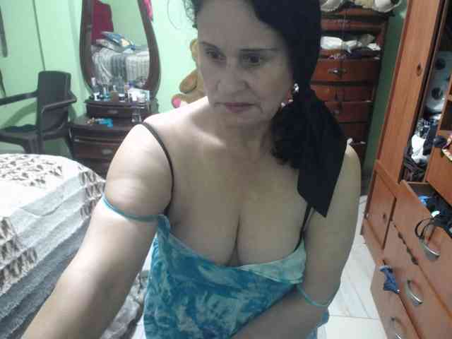 jazmin-mature webcam