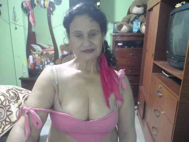 jazmin-mature webcam