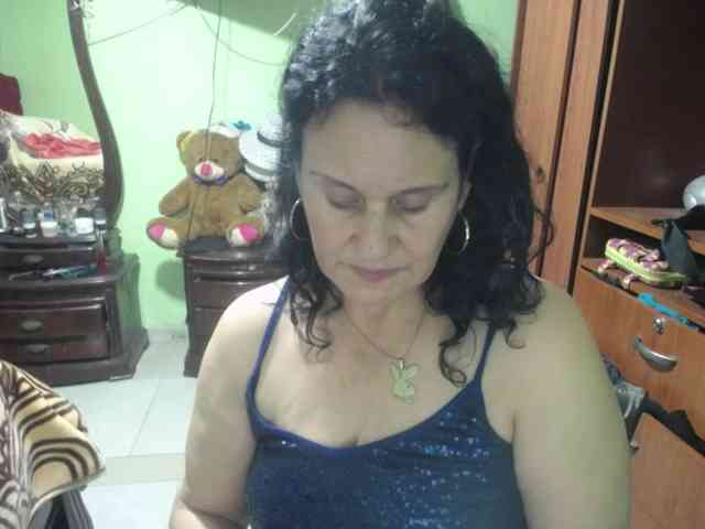 jazmin-mature webcam