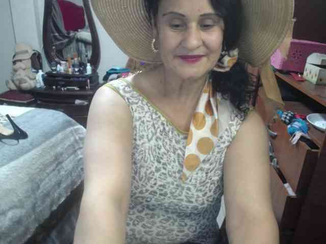 jazmin-mature jazmin-mature