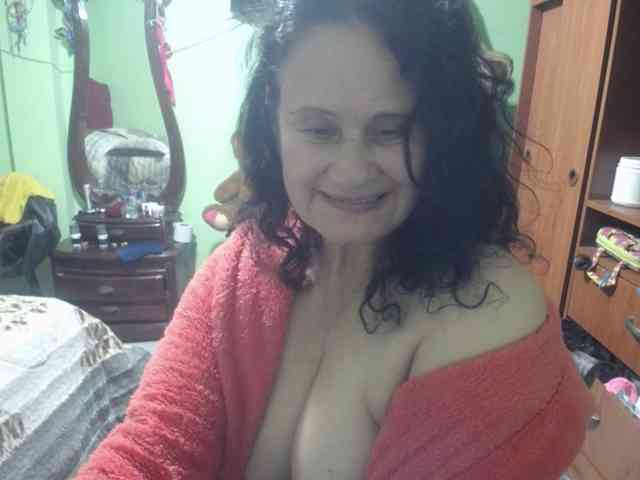 jazmin-mature webcam