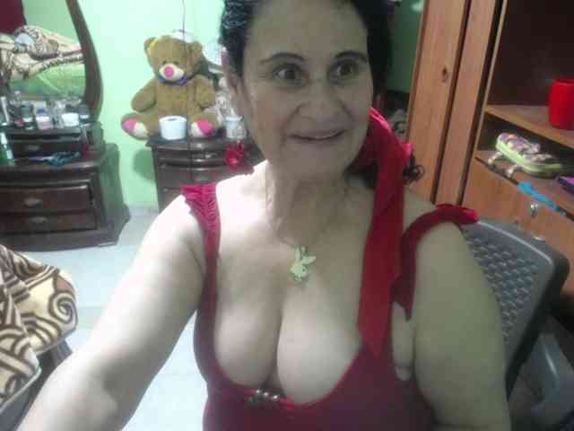 jazmin-mature webcam