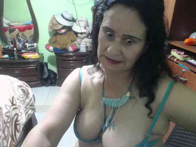 jazmin-mature webcam