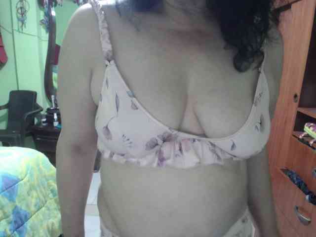 jazmin-mature webcam