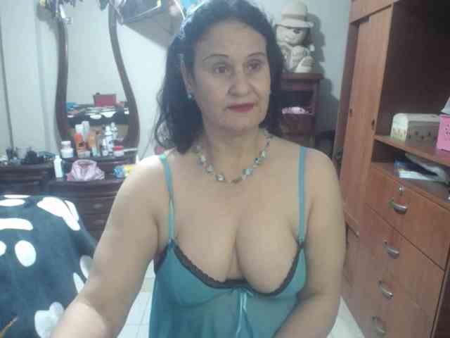 jazmin-mature webcam