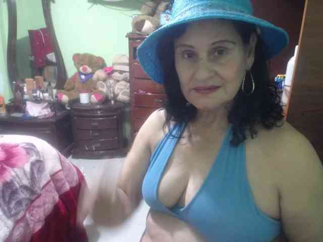 jazmin-mature webcam