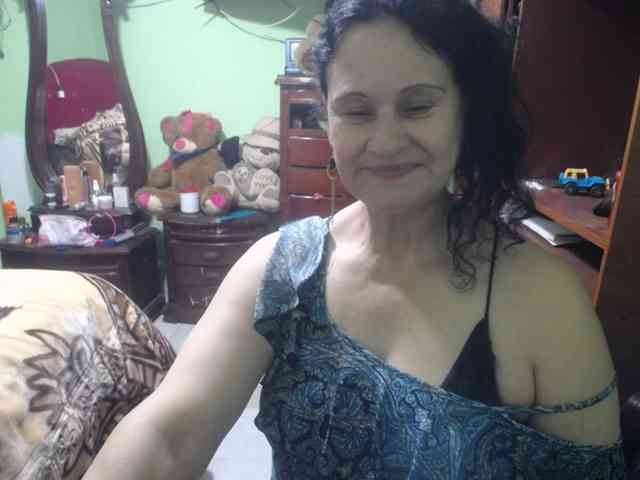jazmin-mature webcam