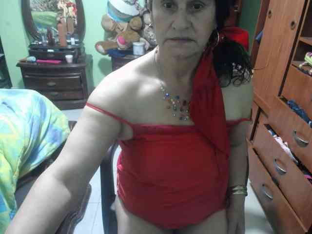 jazmin-mature webcam