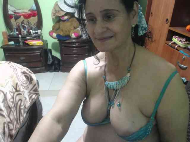jazmin-mature webcam