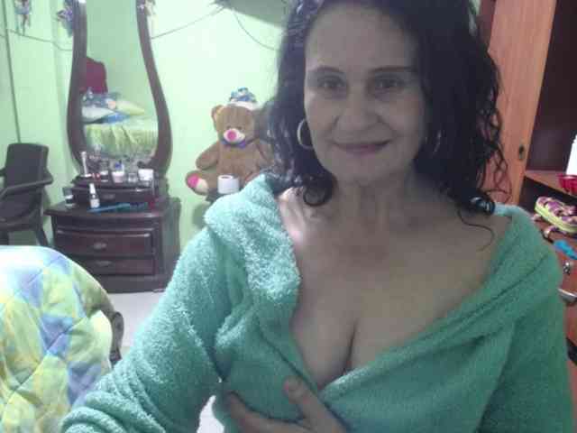jazmin-mature webcam