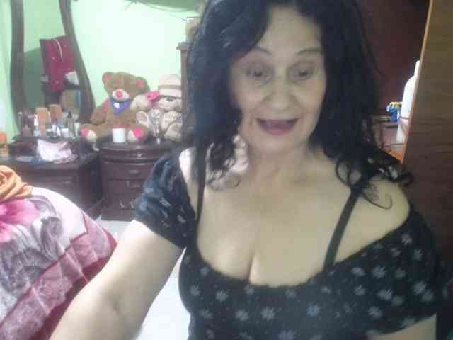 jazmin-mature webcam