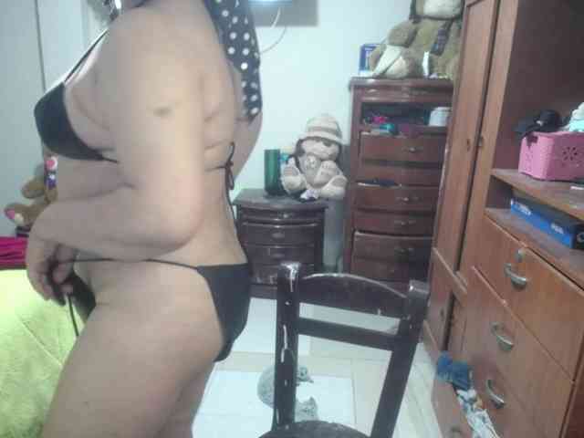 jazmin-mature webcam