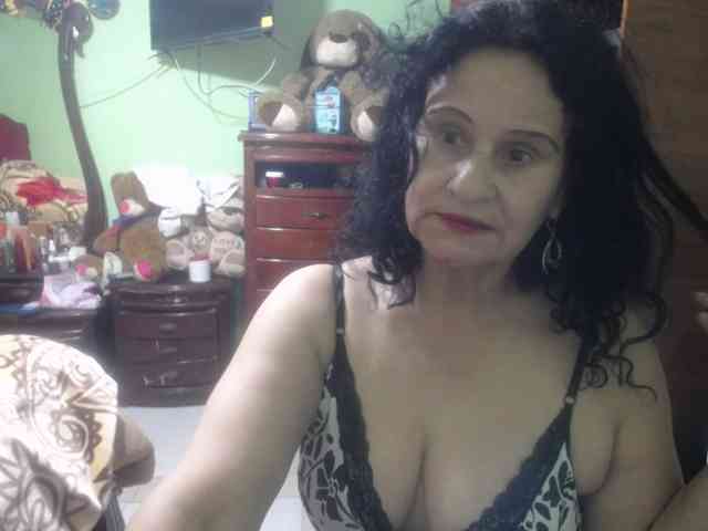 jazmin-mature webcam