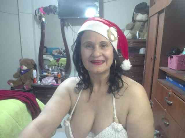 jazmin-mature webcam