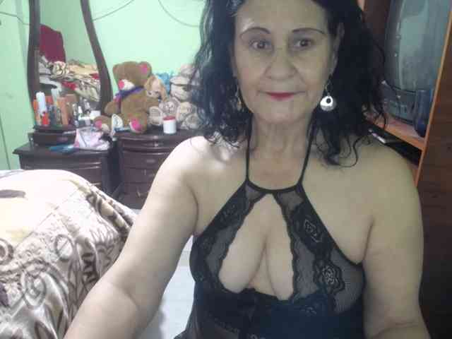 jazmin-mature webcam