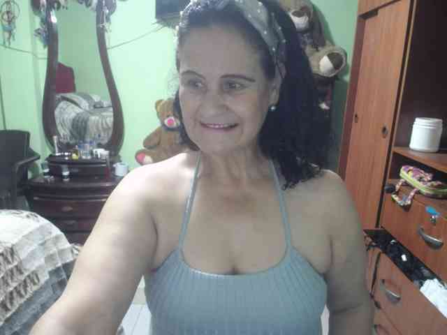 jazmin-mature webcam