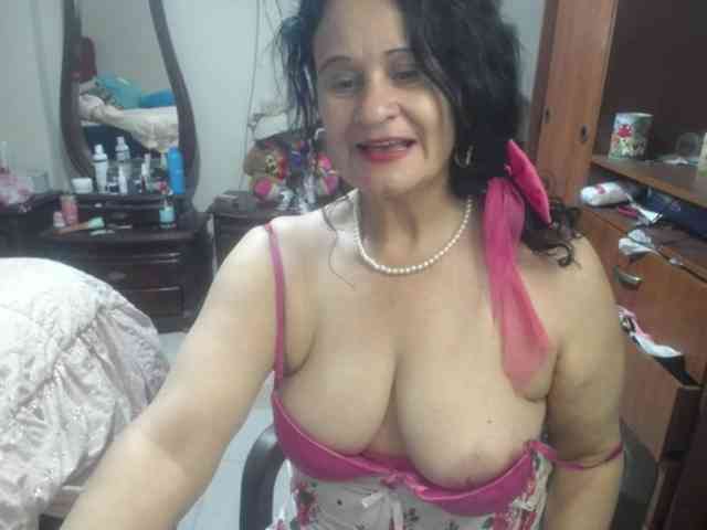 jazmin-mature webcam