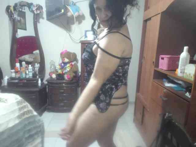 jazmin-mature webcam