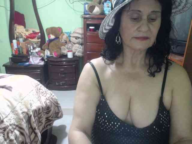 jazmin-mature webcam