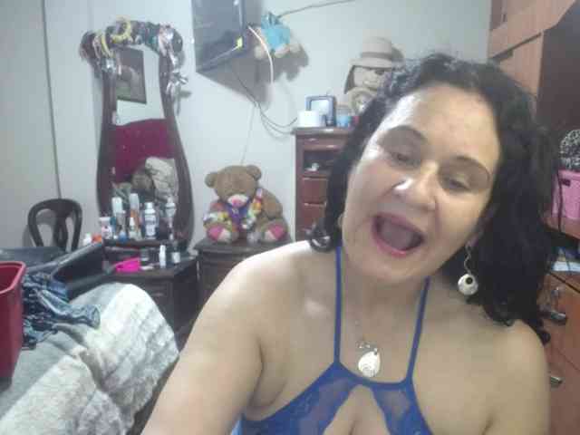 jazmin-mature webcam