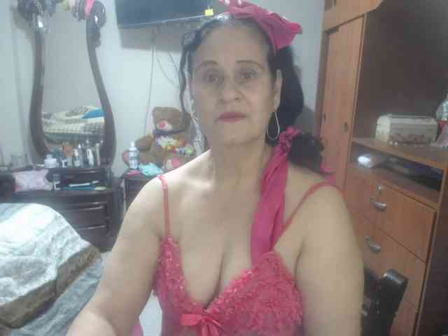 jazmin-mature webcam