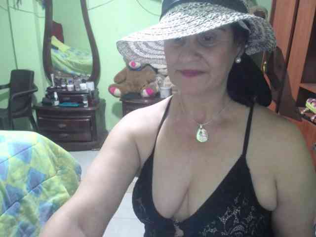 jazmin-mature webcam