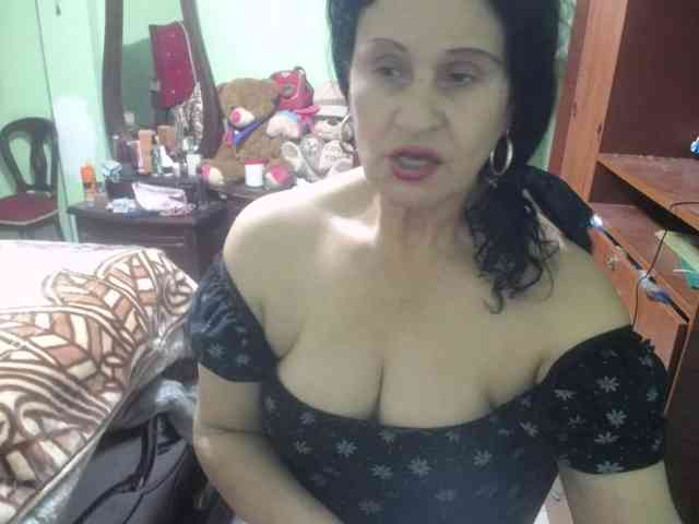 jazmin-mature webcam