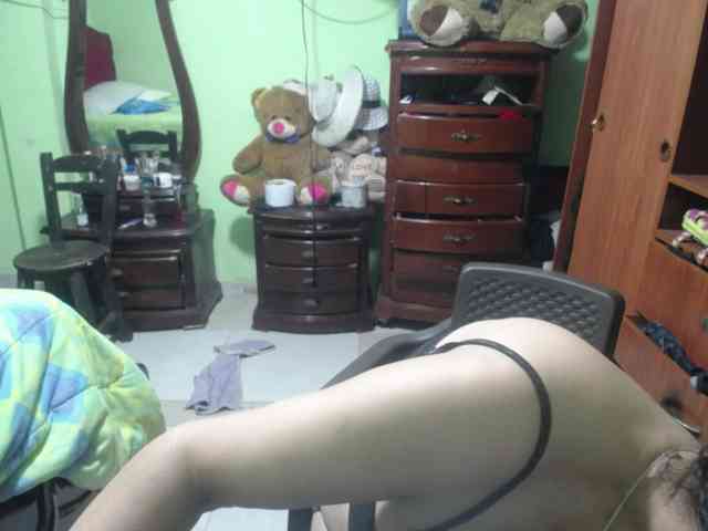 jazmin-mature webcam