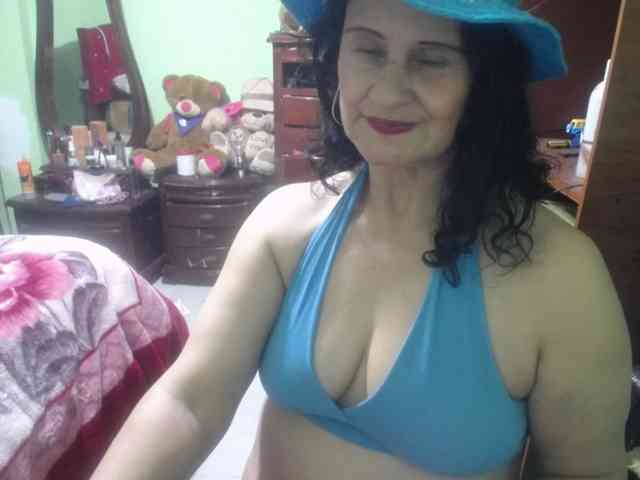 jazmin-mature webcam