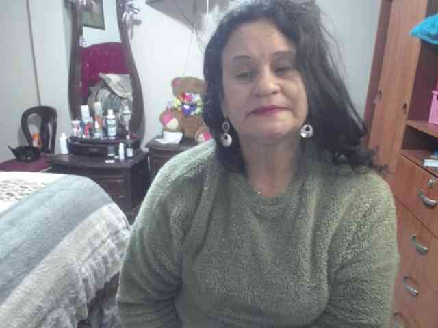 jazmin-mature webcam