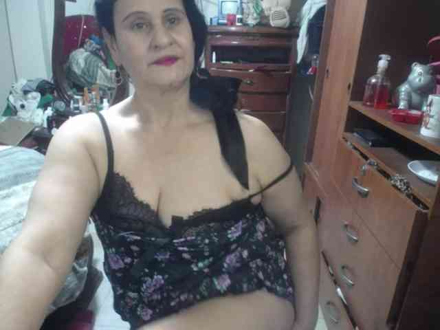 jazmin-mature jazmin-mature