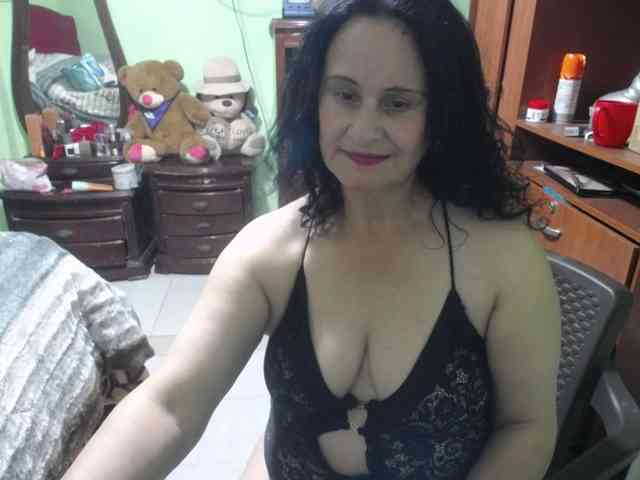 jazmin-mature webcam