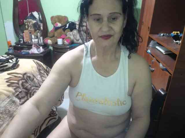 jazmin-mature webcam