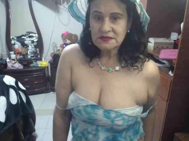 jazmin-mature webcam