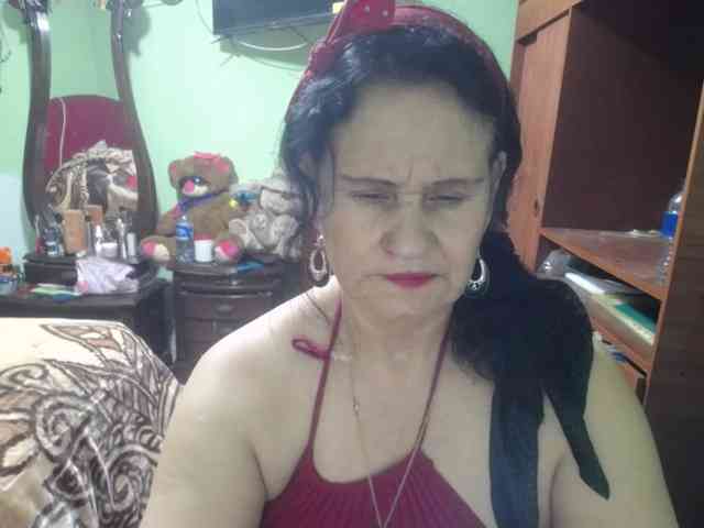 jazmin-mature webcam