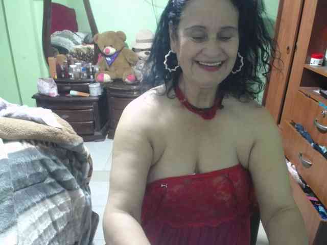 jazmin-mature webcam