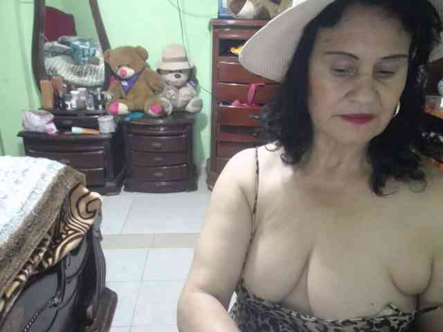 jazmin-mature webcam