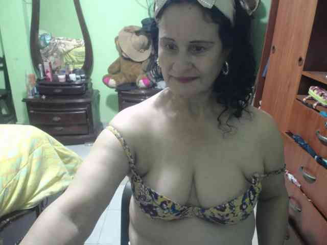 jazmin-mature webcam