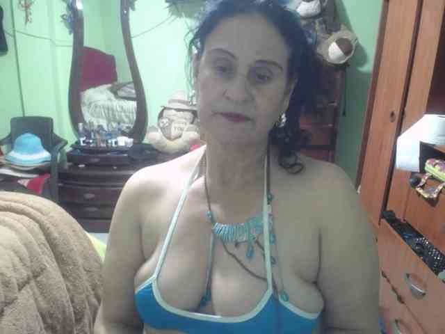 jazmin-mature webcam