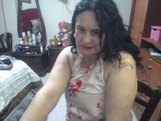 jazmin-mature webcam