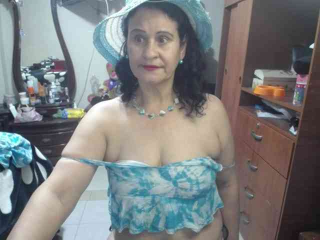 jazmin-mature webcam