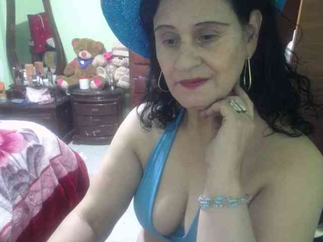 jazmin-mature webcam