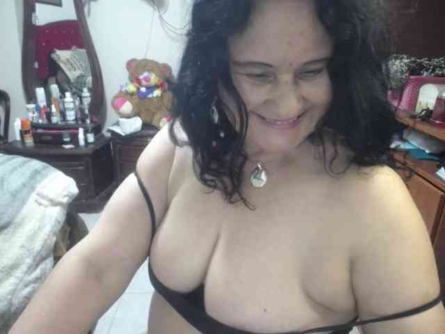 jazmin-mature webcam