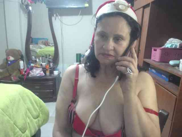 jazmin-mature webcam