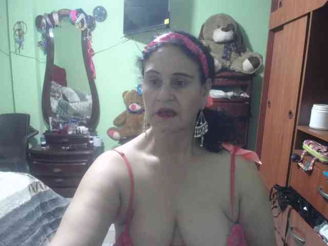 jazmin-mature webcam