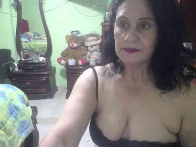 jazmin-mature webcam