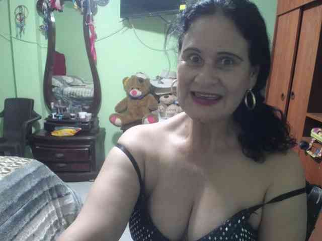 jazmin-mature webcam