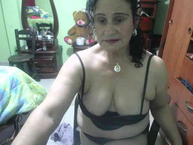 jazmin-mature webcam