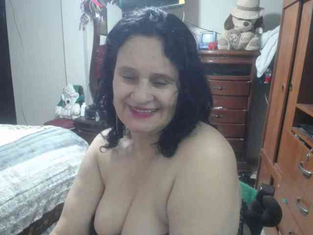 jazmin-mature webcam