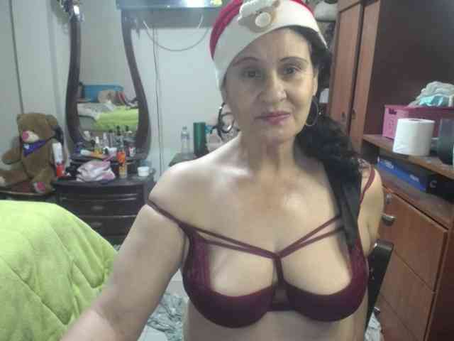 jazmin-mature webcam